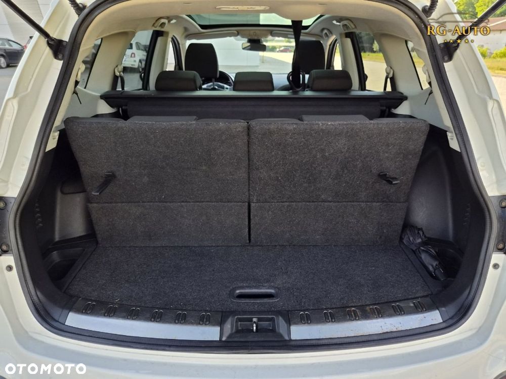Nissan Qashqai+2 - 33