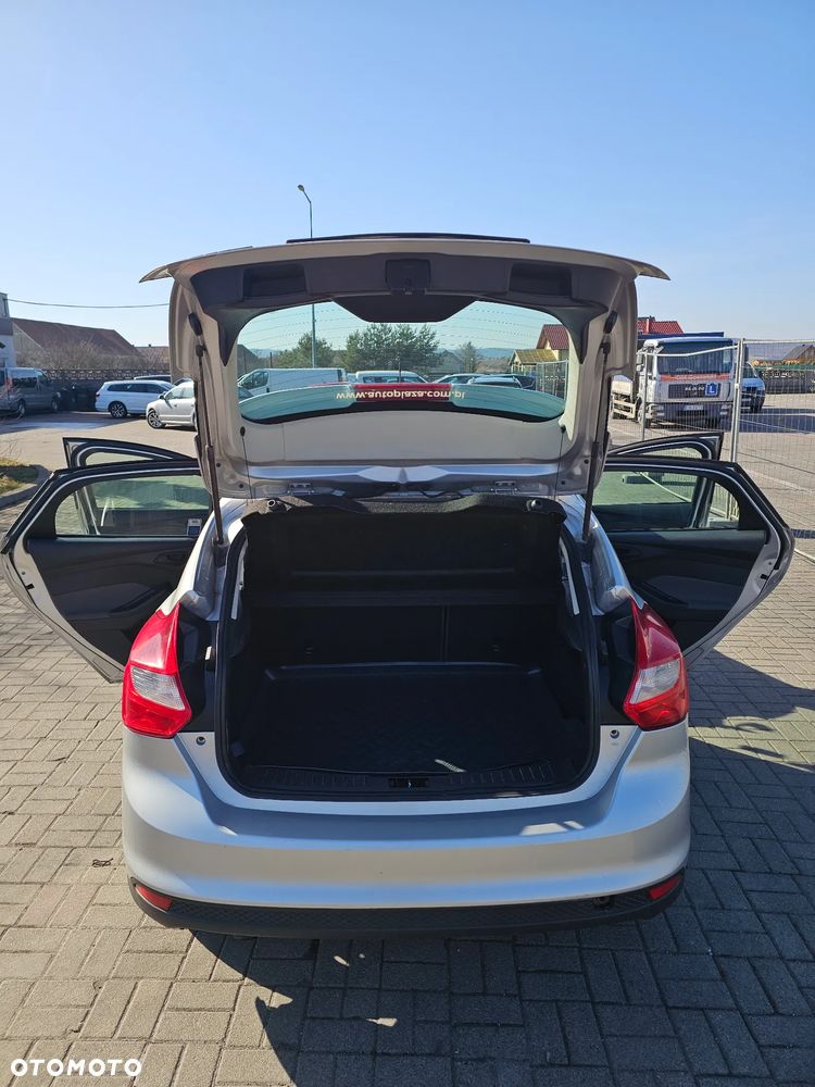 Ford Focus - 10