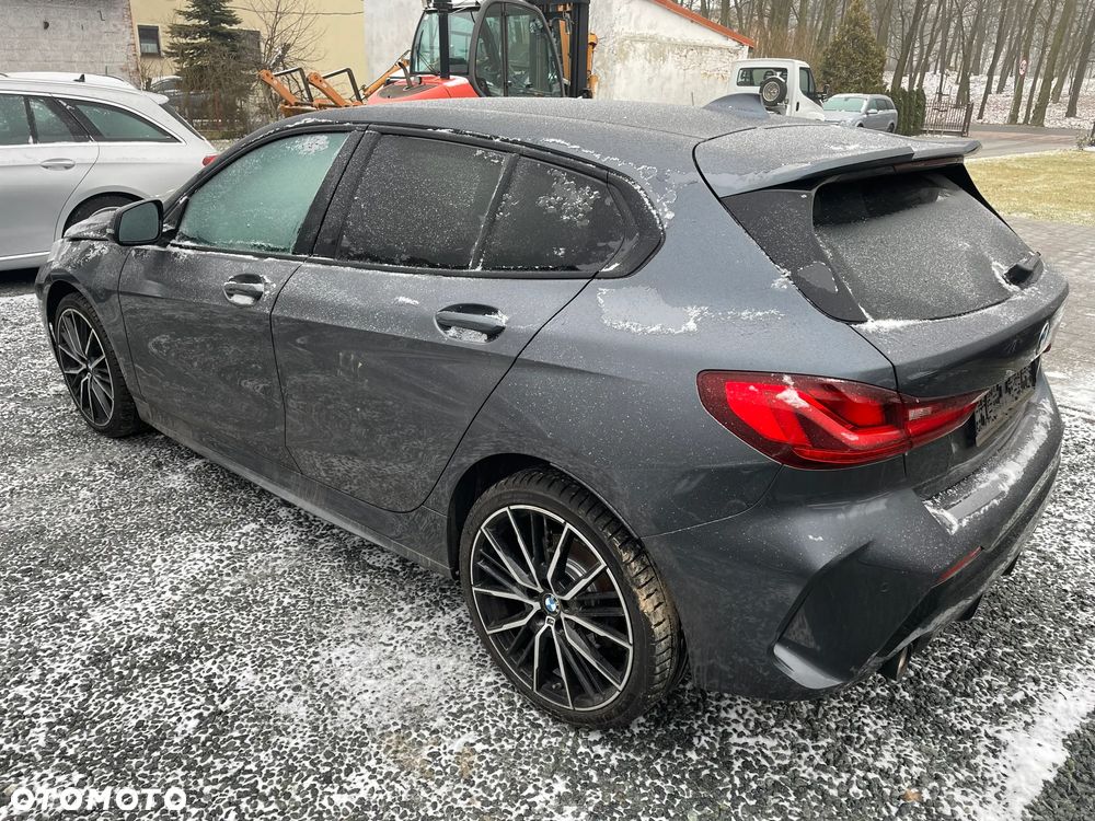 BMW Seria 1 120d xDrive Edition M Sport Shadow - 2