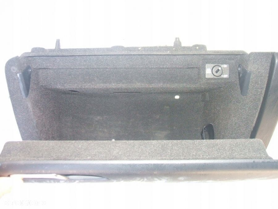 AUDI A4 B8 07- SCHOWEK PASAŻERA KLAPKA 8K1857035 - 2