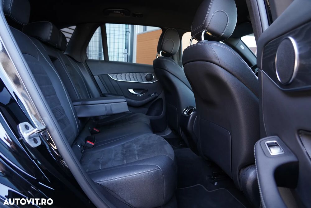 Mercedes-Benz GLC 300 de 4Matic 9G-TRONIC AMG Line Plus - 9