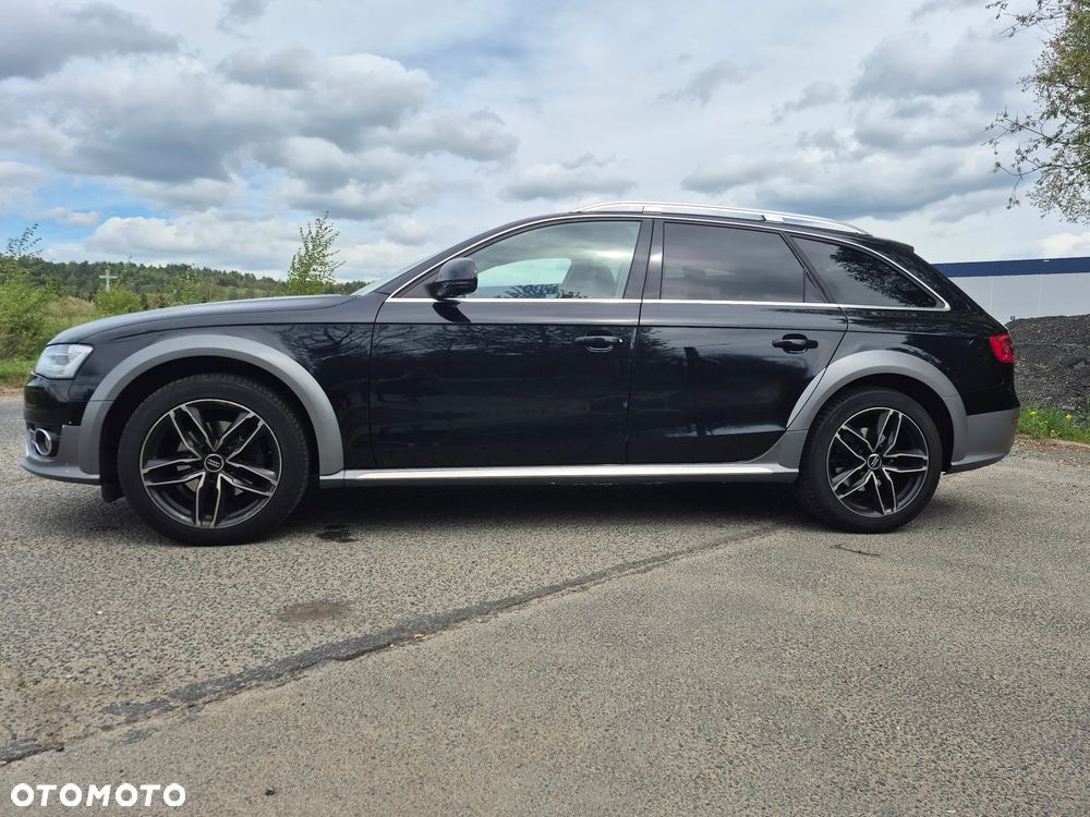 Audi A4 Allroad 2.0 TDI DPF S tronic - 5