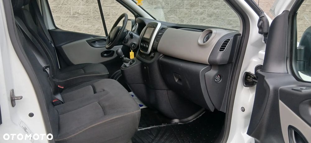 Renault Trafic L2H1 2,9t Business - 31