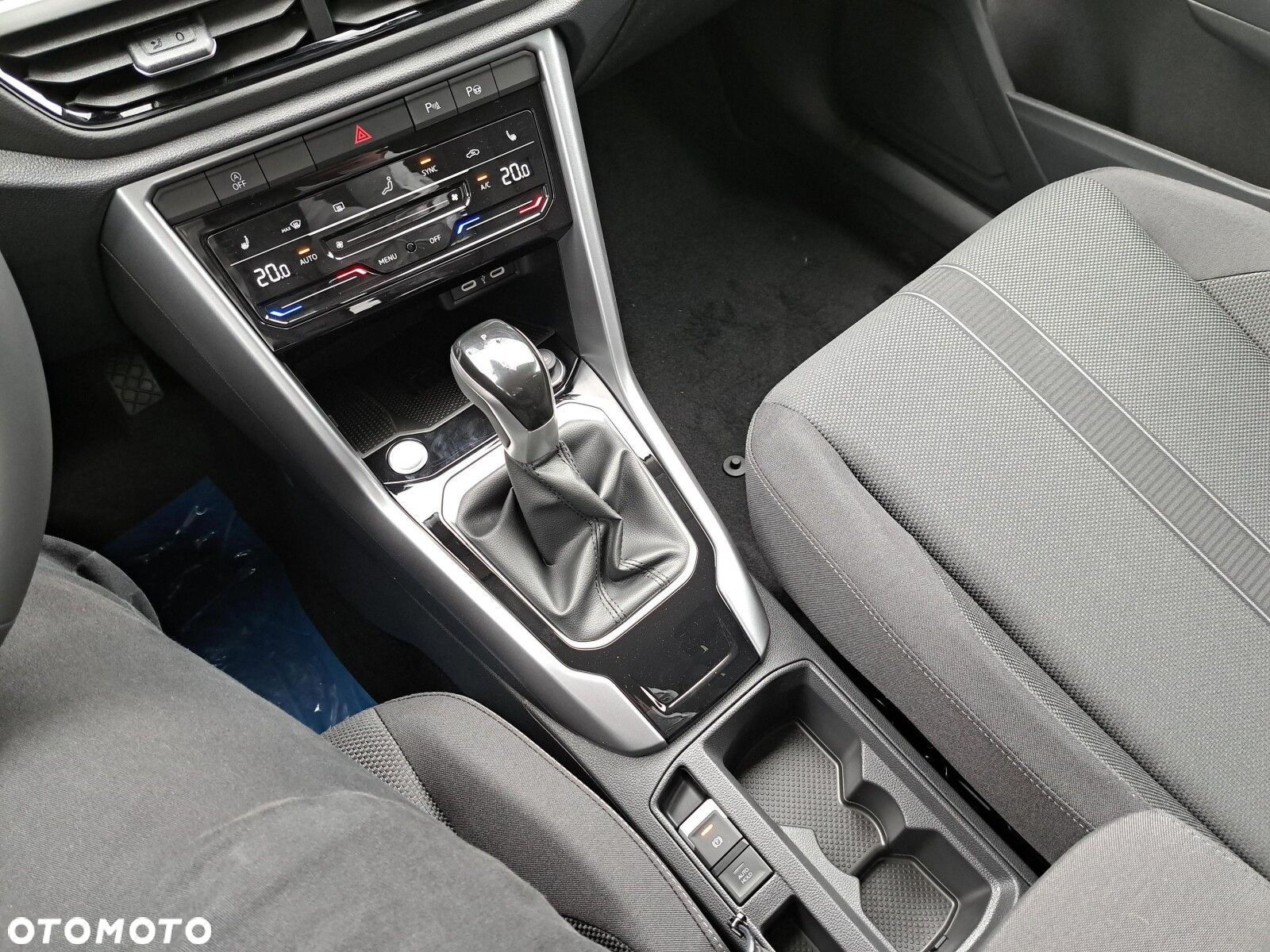 Volkswagen T-Roc 1.5 TSI Life Plus DSG - 15