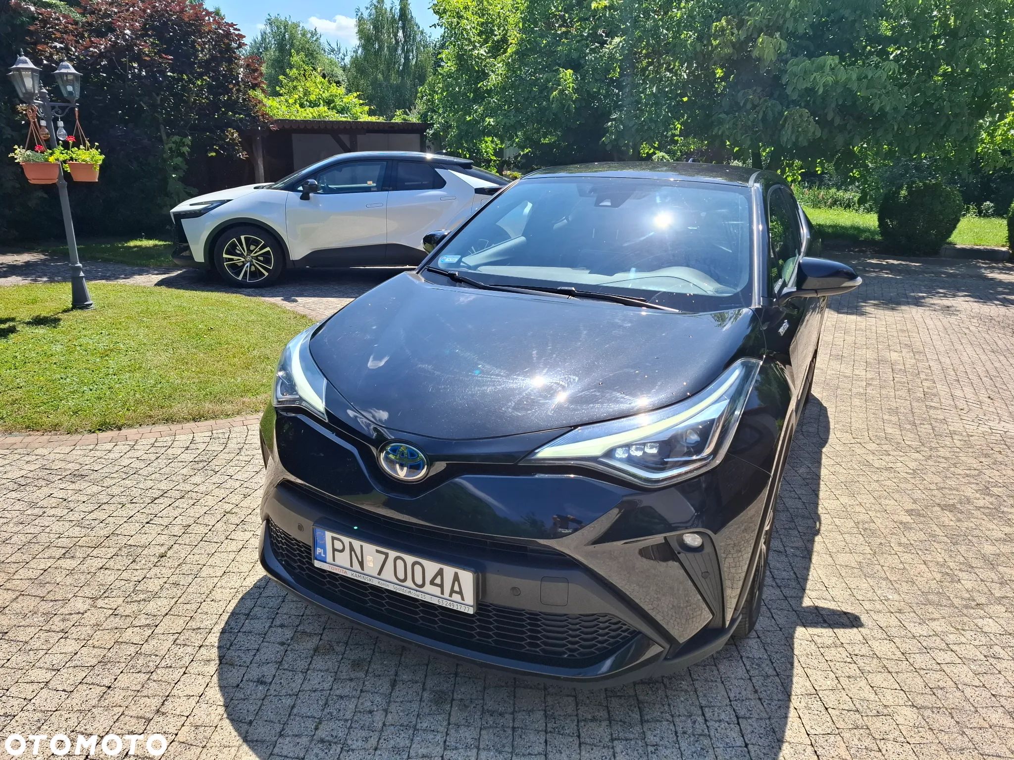 Toyota C-HR 1.8 Hybrid Executive - 1