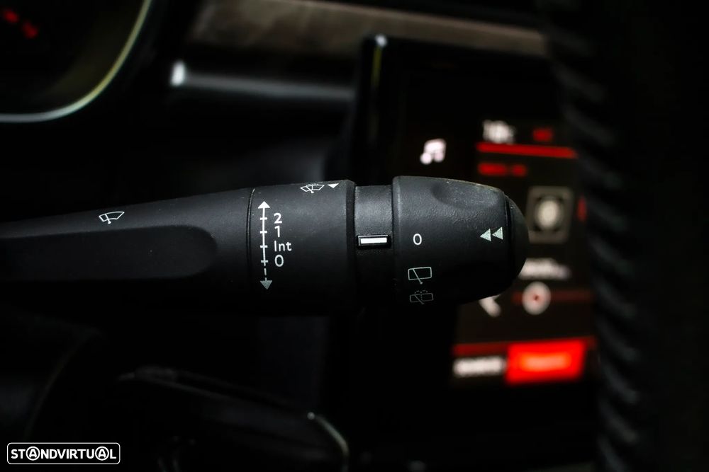 Citroën C3 1.2 PureTech Shine - 13