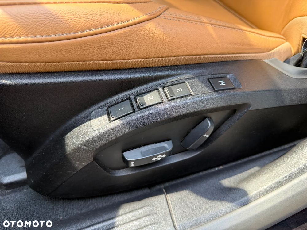 Volvo V40 D3 Drive-E Inscription - 13