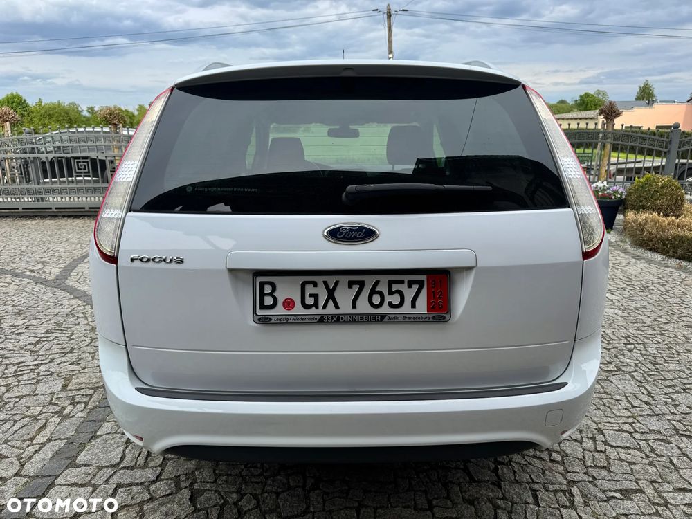Ford Focus 1.6 16V Style - 6
