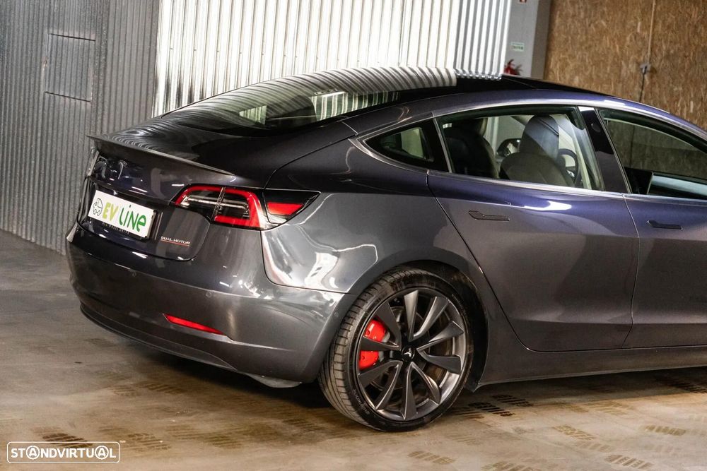 Tesla Model 3 Performance Dual Motor AWD - 12