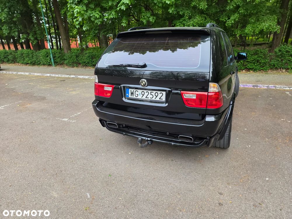 BMW X5 4.8is - 16