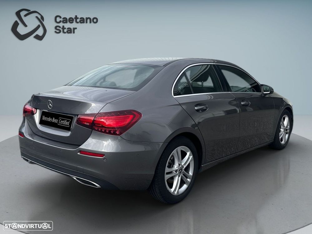 Mercedes-Benz A 200 Limousine d Progressive Aut. - 2