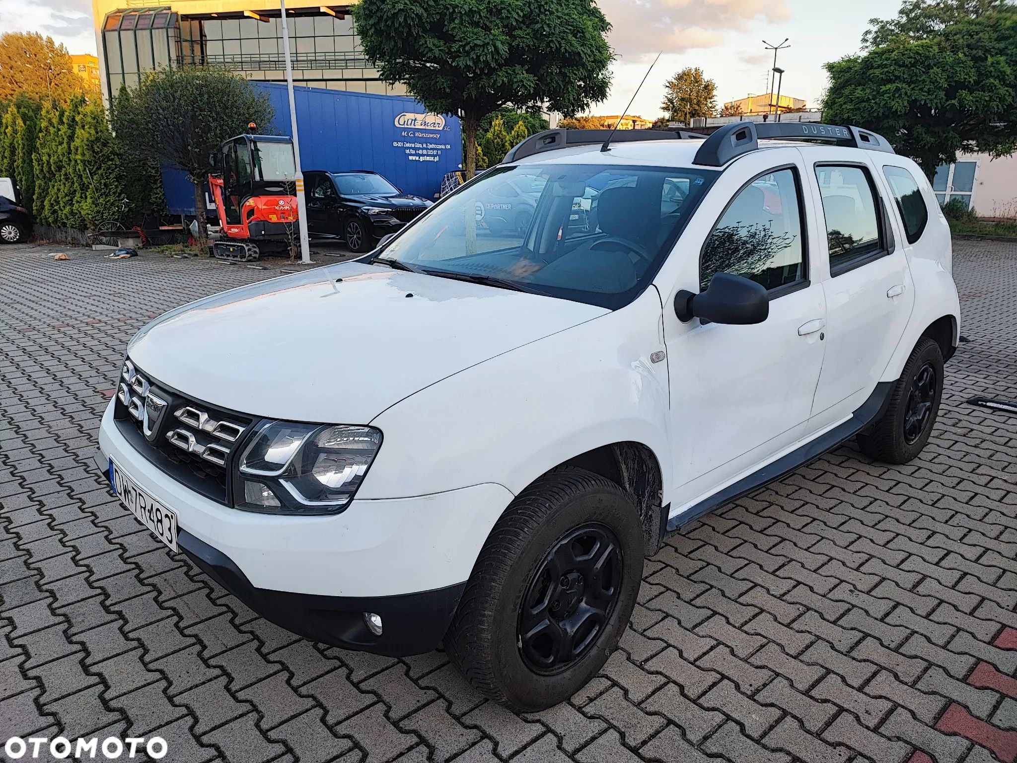 Dacia Duster 1.6 SCe Laureate 4x4 S&S - 1
