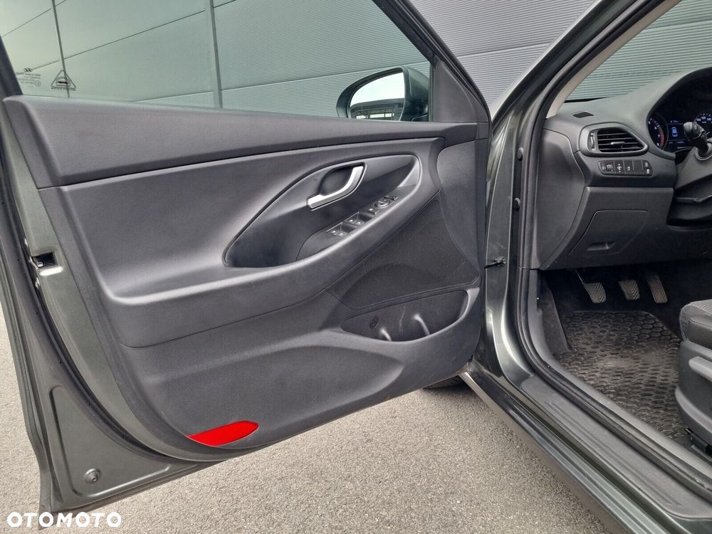 Hyundai i30 1.0 T-GDI Modern - 10