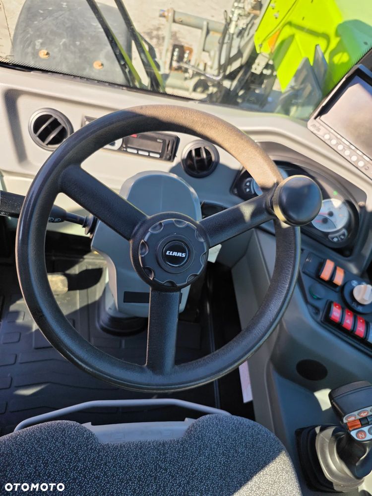 Claas Scorpion 732 Varipower - 13
