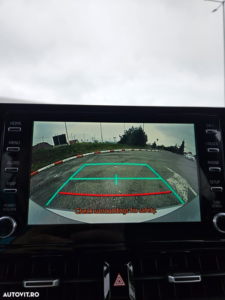 Toyota Corolla 1.8 Business Edition - 19