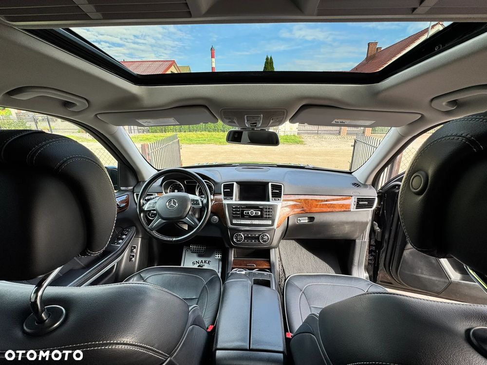 Mercedes-Benz GL 450 4Matic 7G-TRONIC - 15