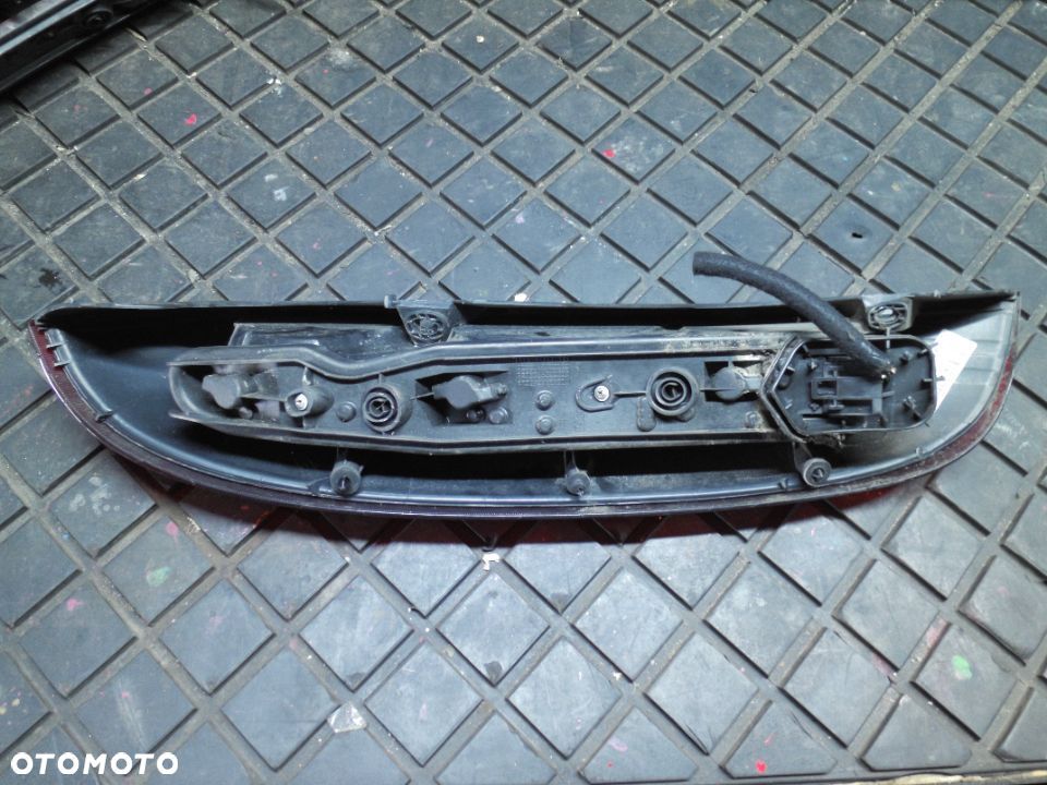 OPEL CORCA C LAMPA PRAWY TYŁ EUROPA LIFT+ WTYCZKA - 2