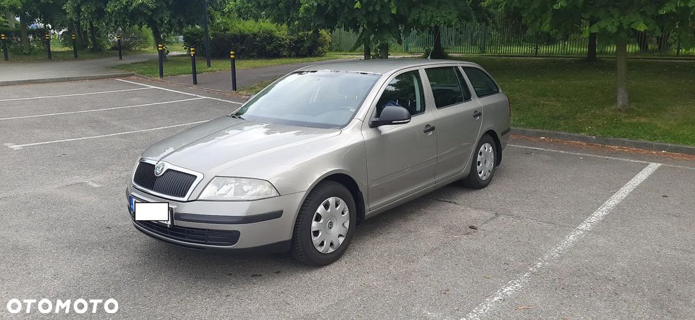 Skoda Octavia 1.6 - 3