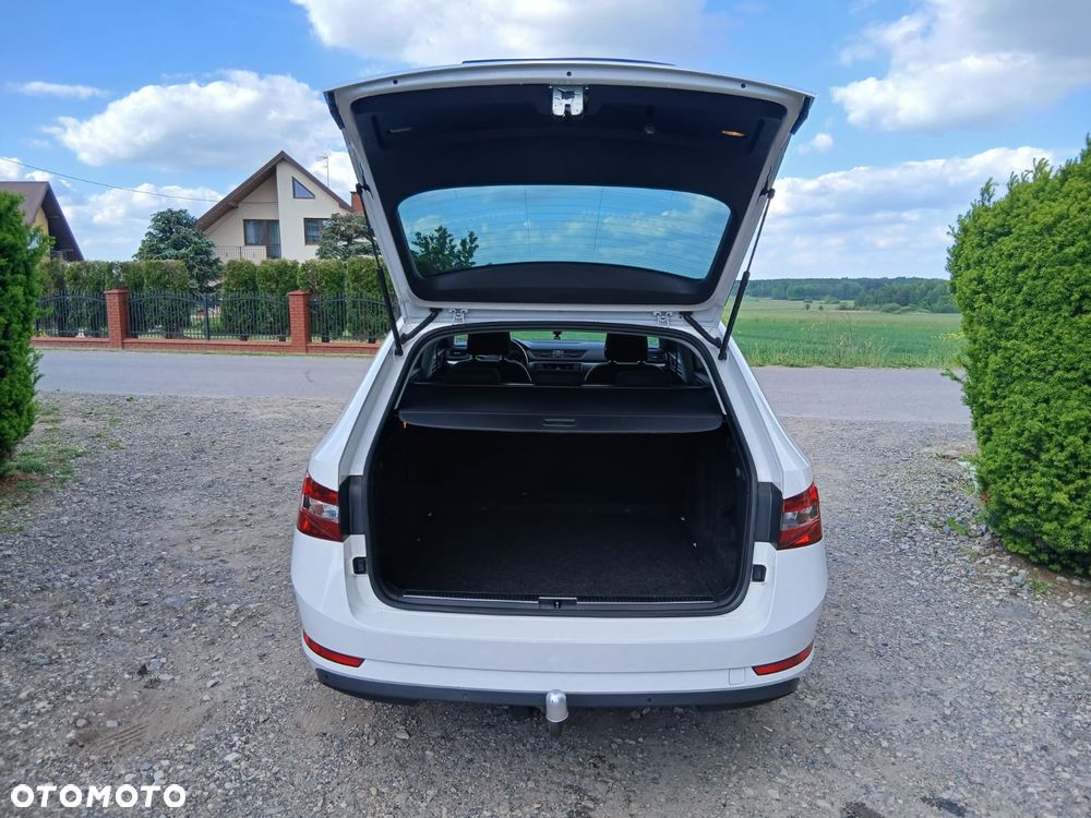 Skoda Superb 1.6 TDI Style - 39