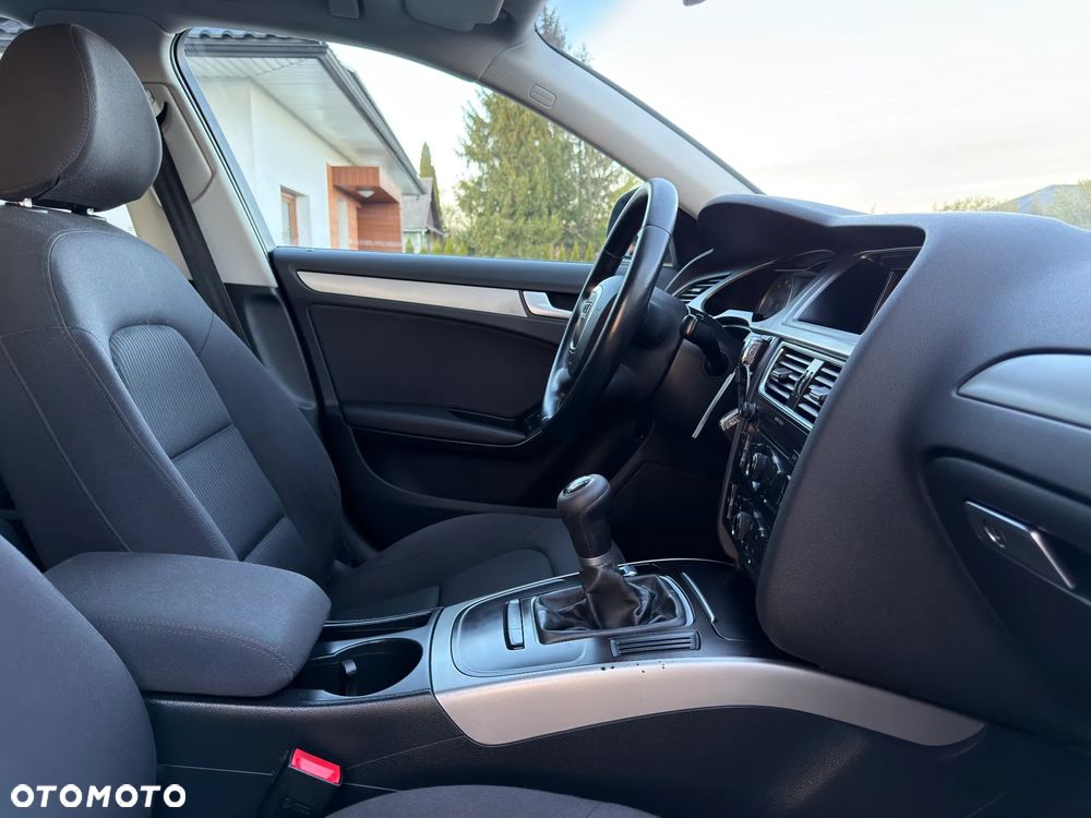 Audi A4 Limousine 1.8 TFSI Limited Edition - 37