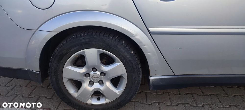 Opel Vectra 1.8 Essentia - 3
