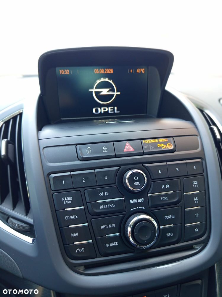 Opel Zafira - 16