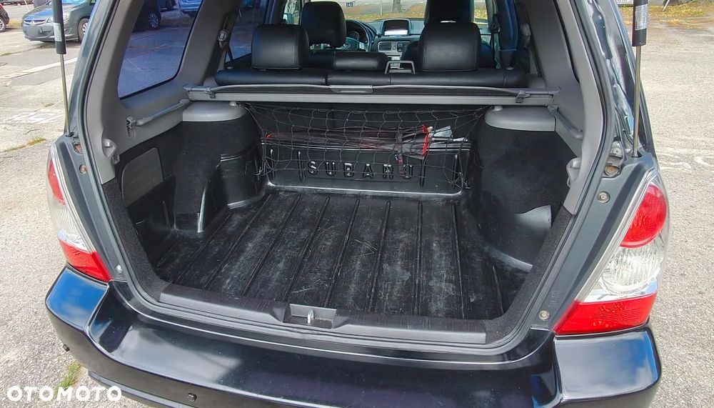 Subaru Forester 2.5 XT LOV - 11