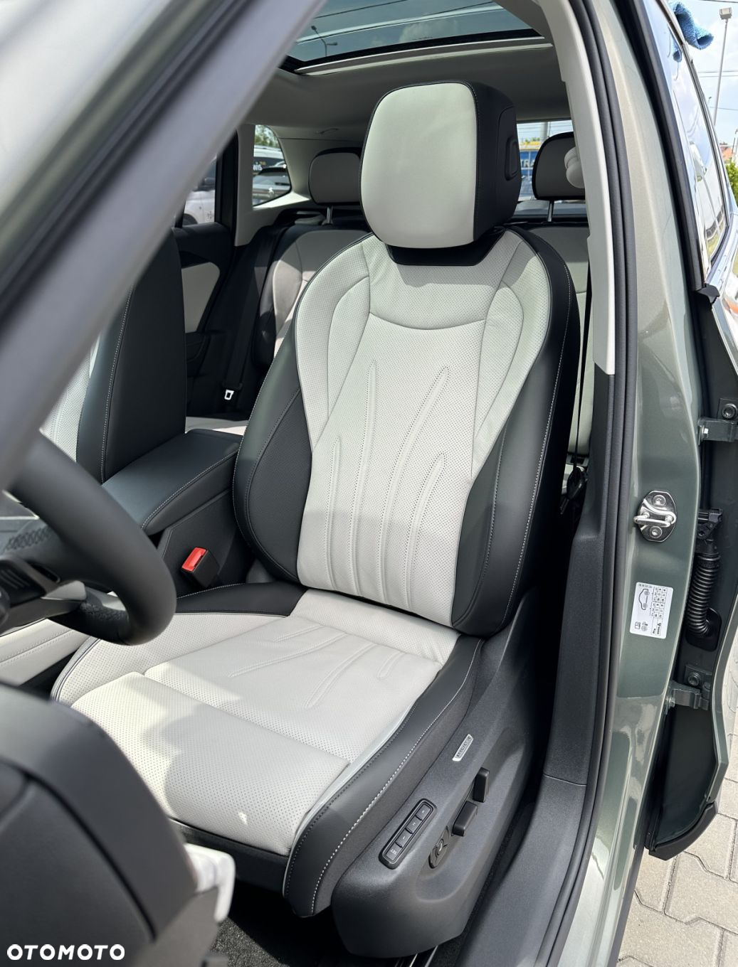Volkswagen Tiguan - 14