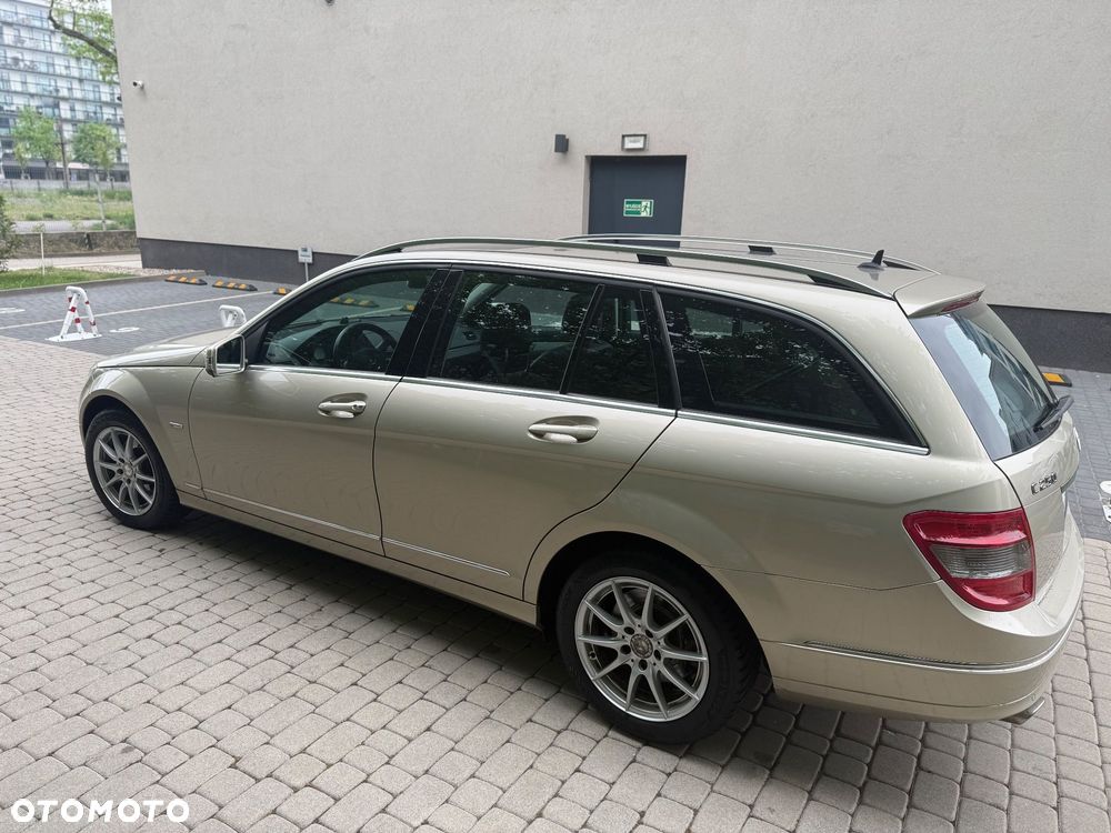 Mercedes-Benz Klasa C 250 (BlueEFFICIENCY) 7G-TRONIC Avantgarde - 9