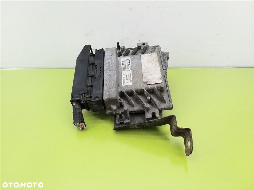 Komputer sterownik silnika Renault Scenic I 1997-2001 2,0 B 8200272464 - 5
