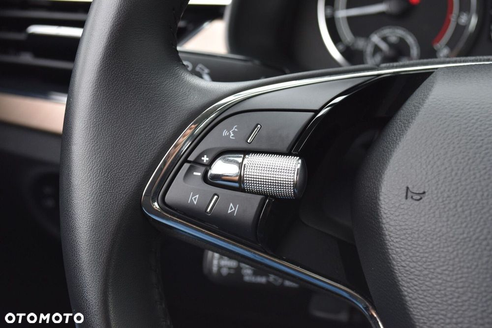 Skoda Kamiq 1.5 TSI Style DSG - 24