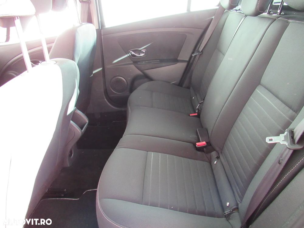 Renault Megane ENERGY dCi 110 LIMITED - 14
