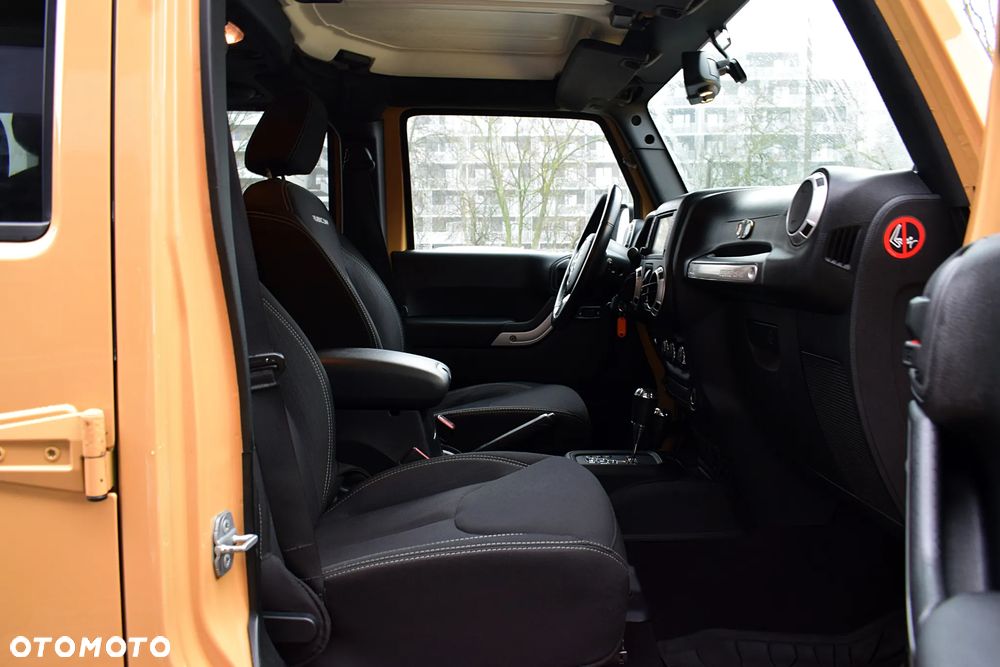 Jeep Wrangler 2.8 CRD Unlim Rubicon - 7