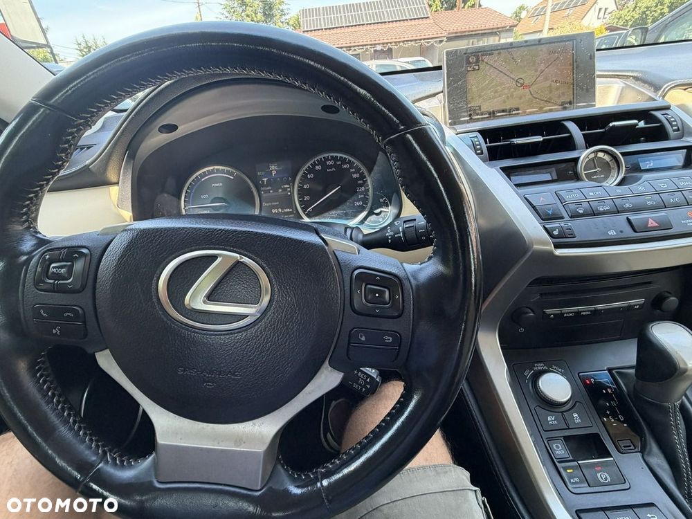 Lexus NX - 14