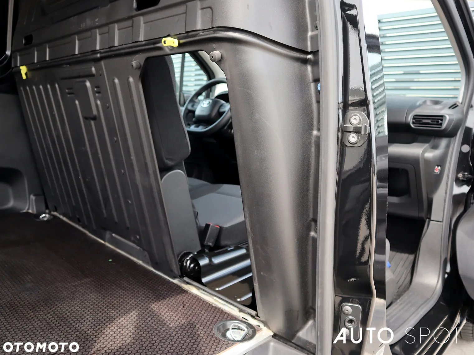 Toyota Proace City Furgon Active 1.5 D-4D 100 KM - 31