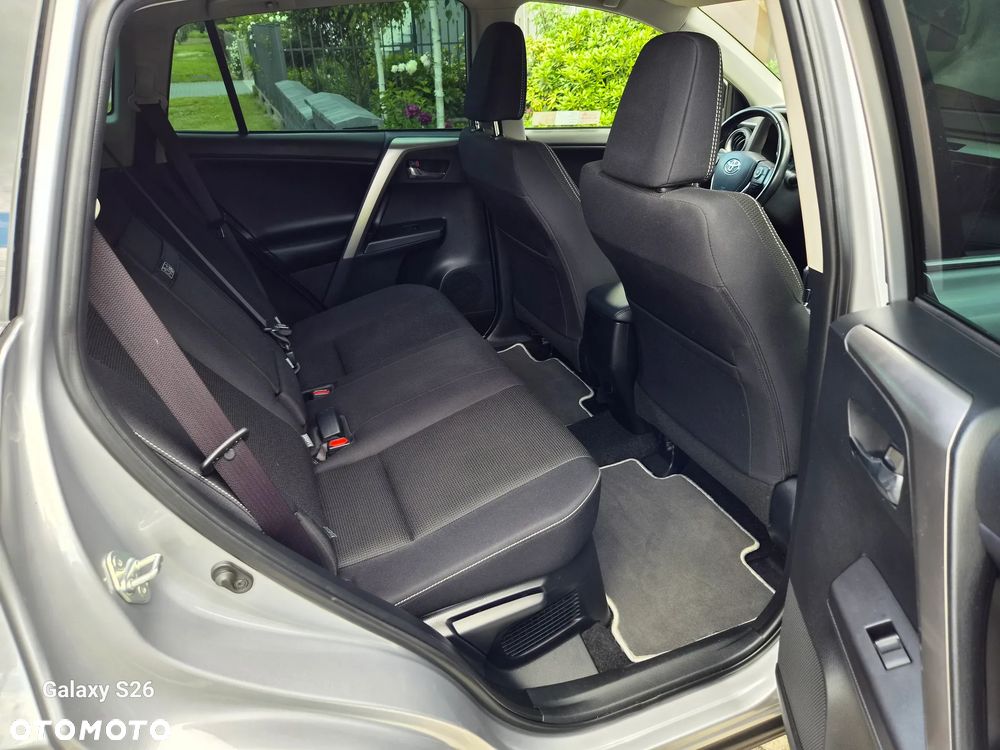 Toyota RAV4 Hybrid Premium 4x2 - 2