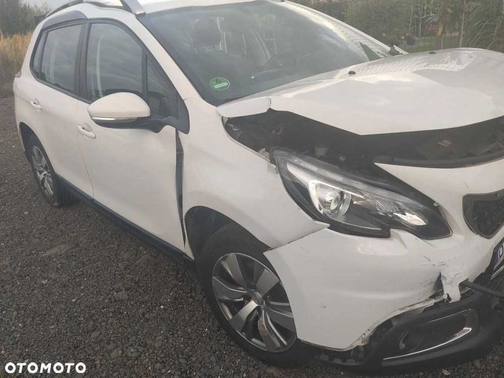 Peugeot 2008 - 4