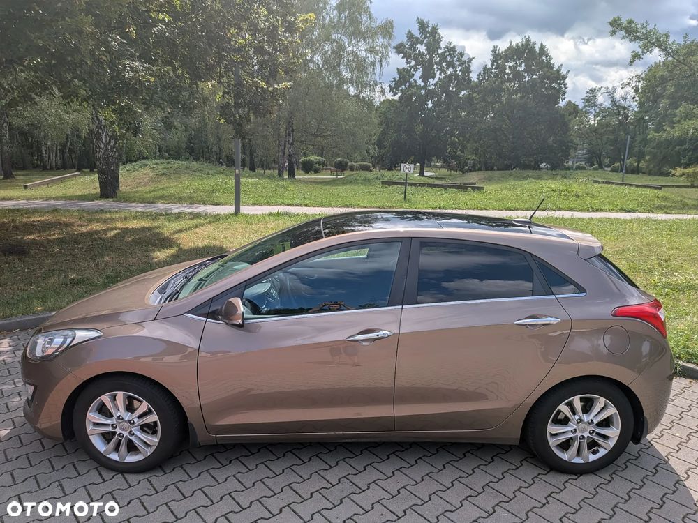Hyundai i30 1.6 GDI Style - 9