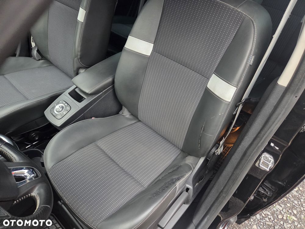Renault Grand Scenic dCi 130 FAP Start & Stop Bose Edition - 34