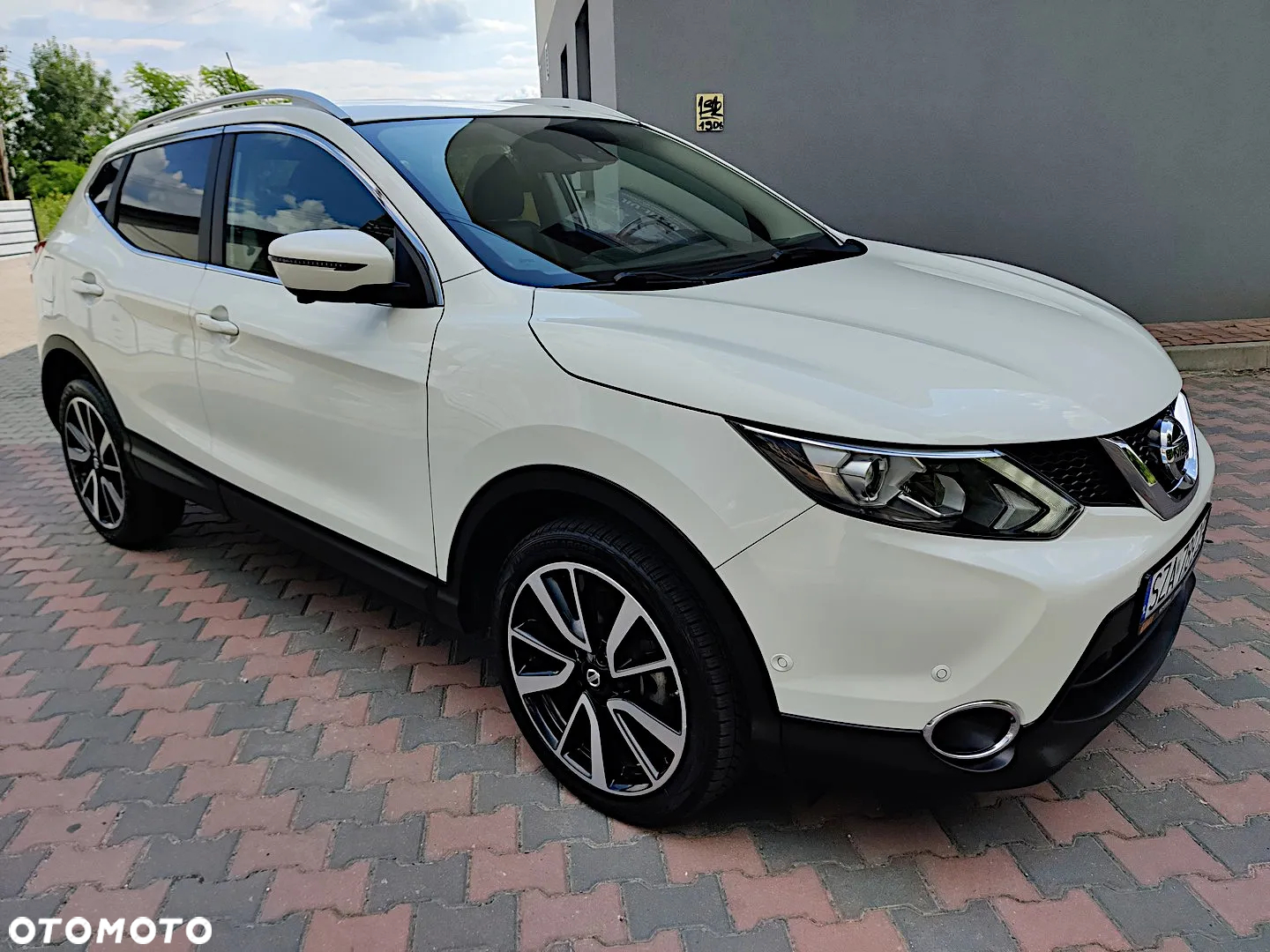 Nissan Qashqai 1.6 DIG-T Tekna+ - 17