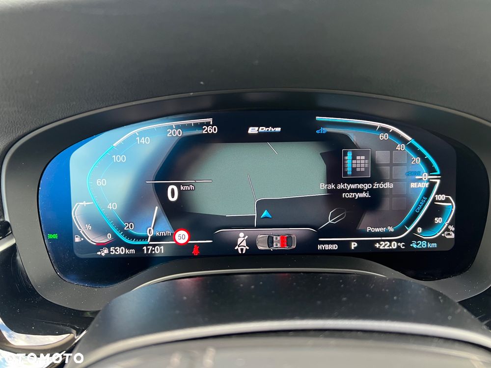 BMW Seria 5 530e xDrive - 29