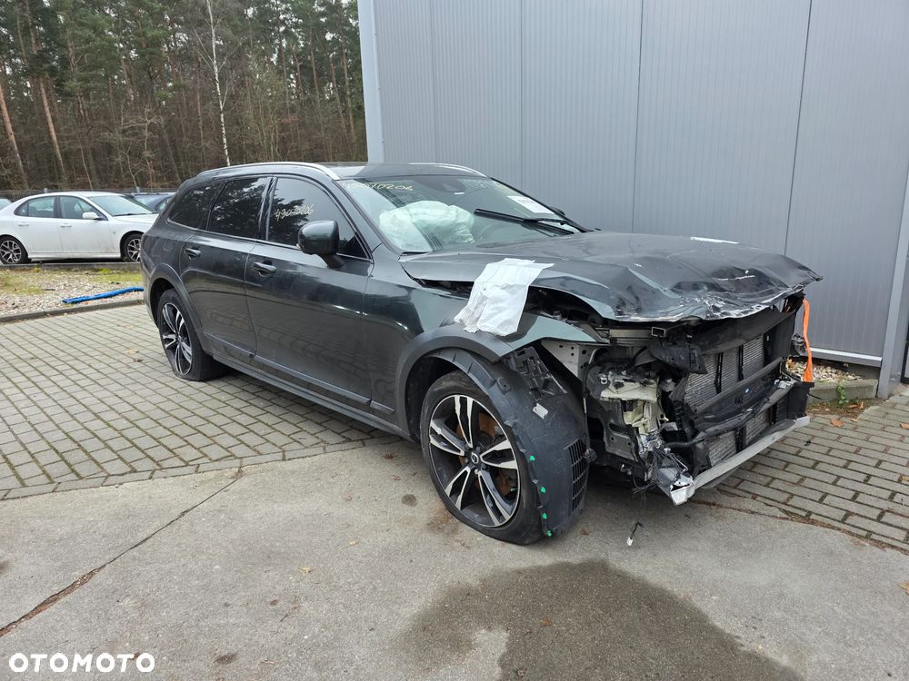 Volvo V90 Cross Country T5 AWD Geartronic - 9