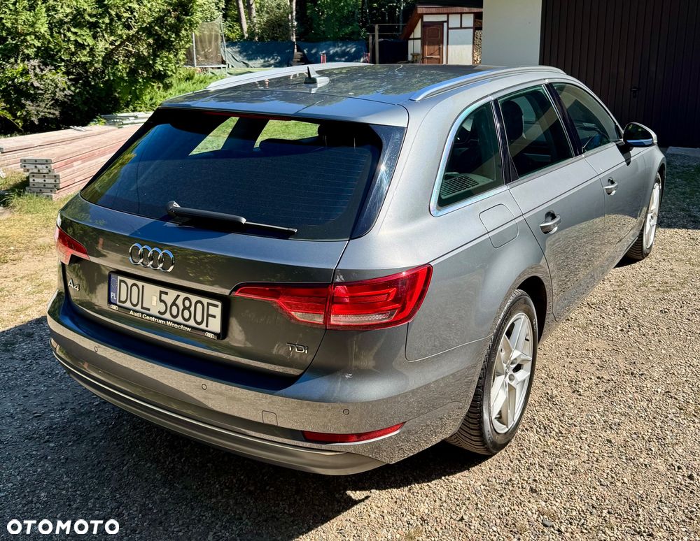 Audi A4 Avant 2.0 TDI S tronic - 4