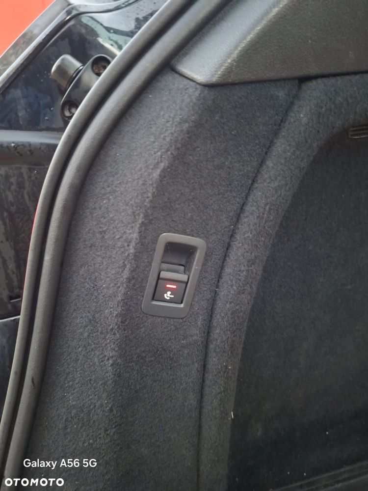 Audi A4 Avant 40 TDI S tronic - 4