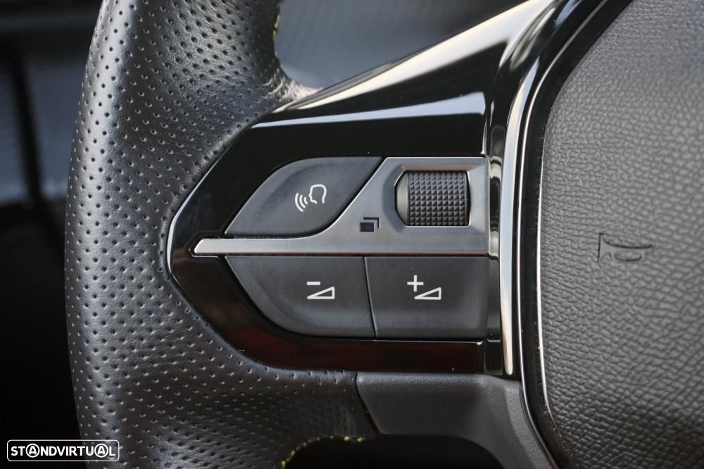 Peugeot 208 1.2 PureTech GT Line - 14