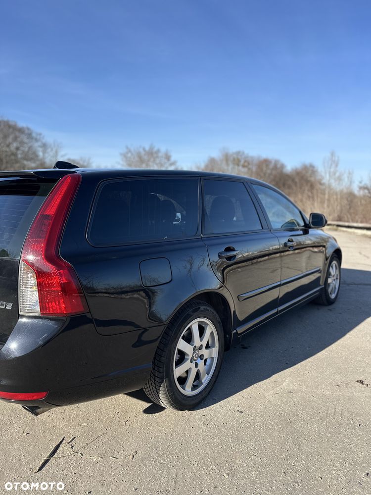 Volvo V50 D3 Kinetic - 4