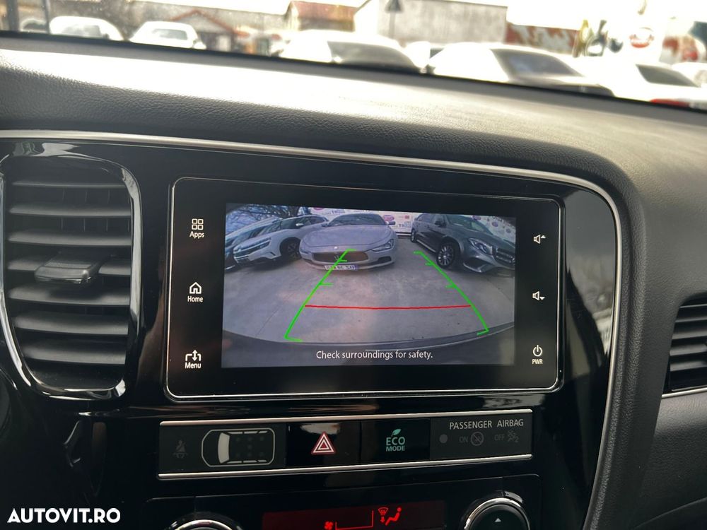 Mitsubishi Outlander - 15