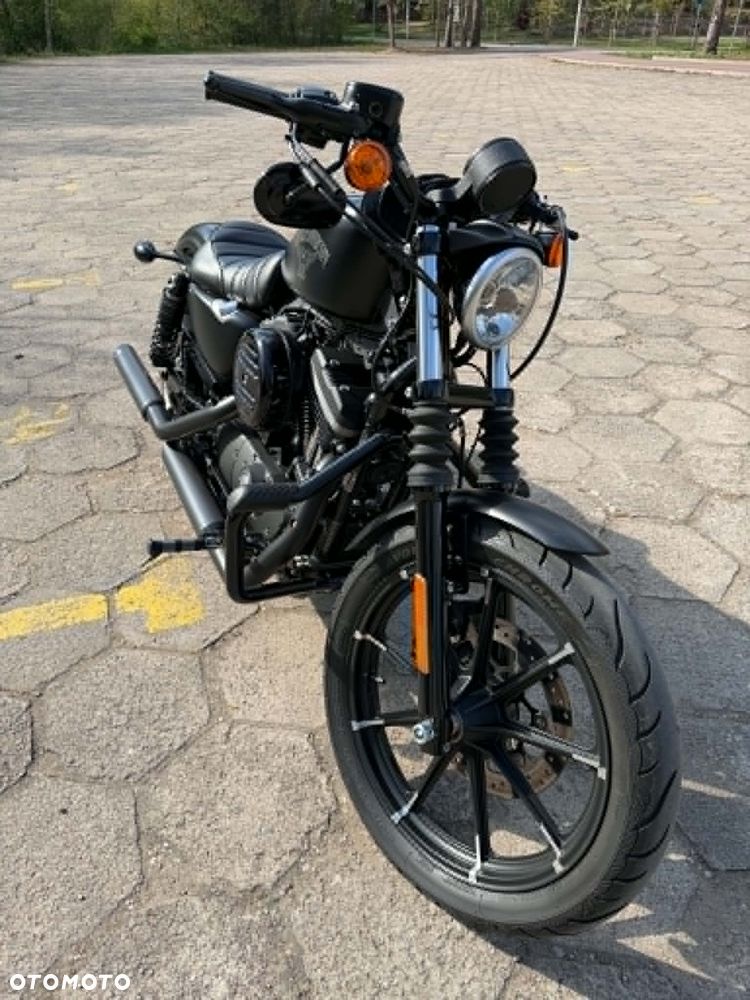 Harley-Davidson Sportster Iron 883 - 8