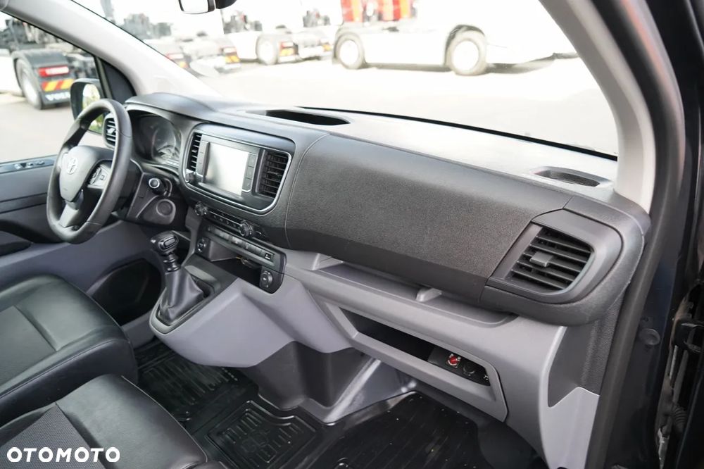 Toyota PROACE / FURGON / BLASZAK / 2.0 D / ZABUDOWA / SPROWADZONY - 32
