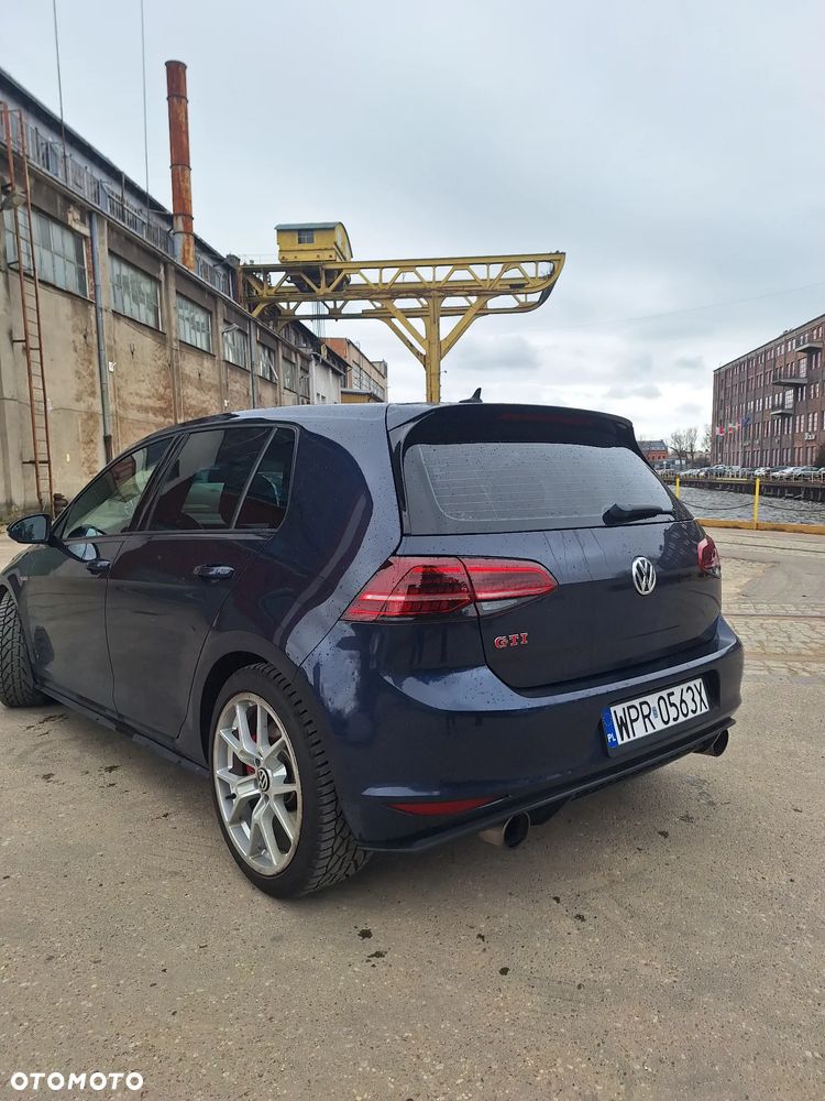Volkswagen Golf GTI 2.0 TSI OPF DSG Performance - 3